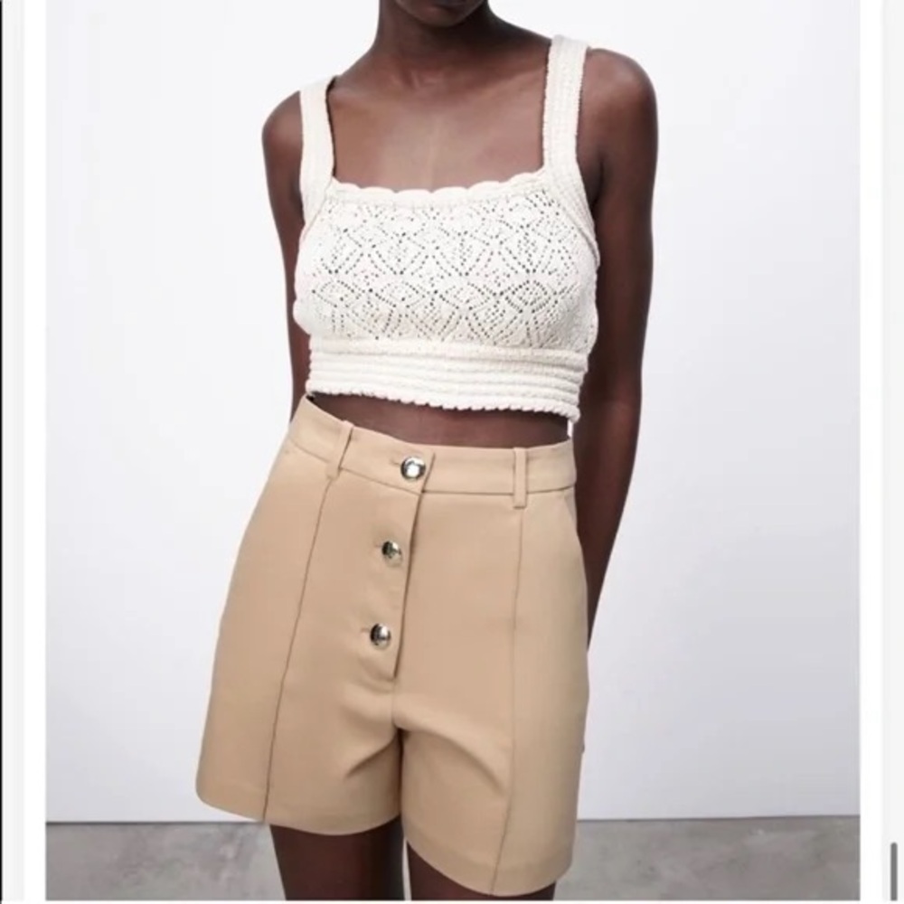 Zara high waisted Bermuda pleated shorts with gold button details